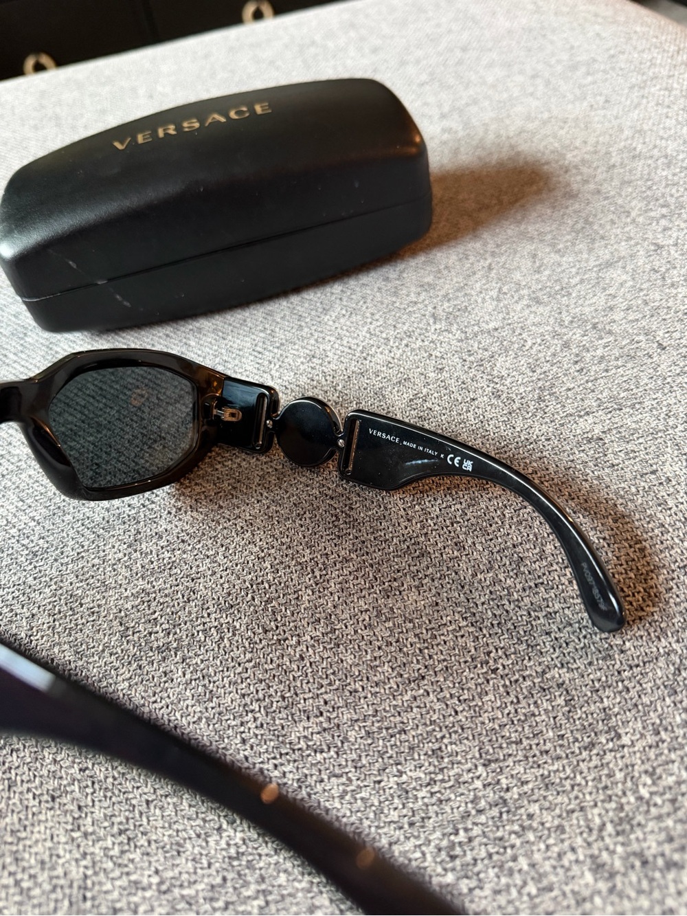 Versace Biggie Sunglasses - Picture 4 of 6
